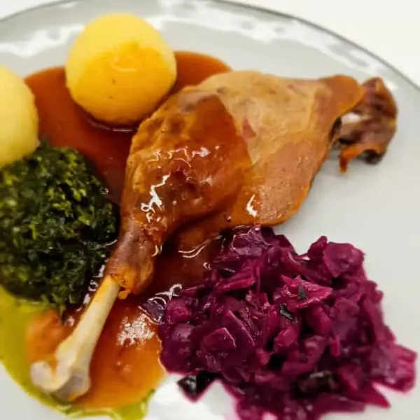 Gänsekeule mit Rotkraut